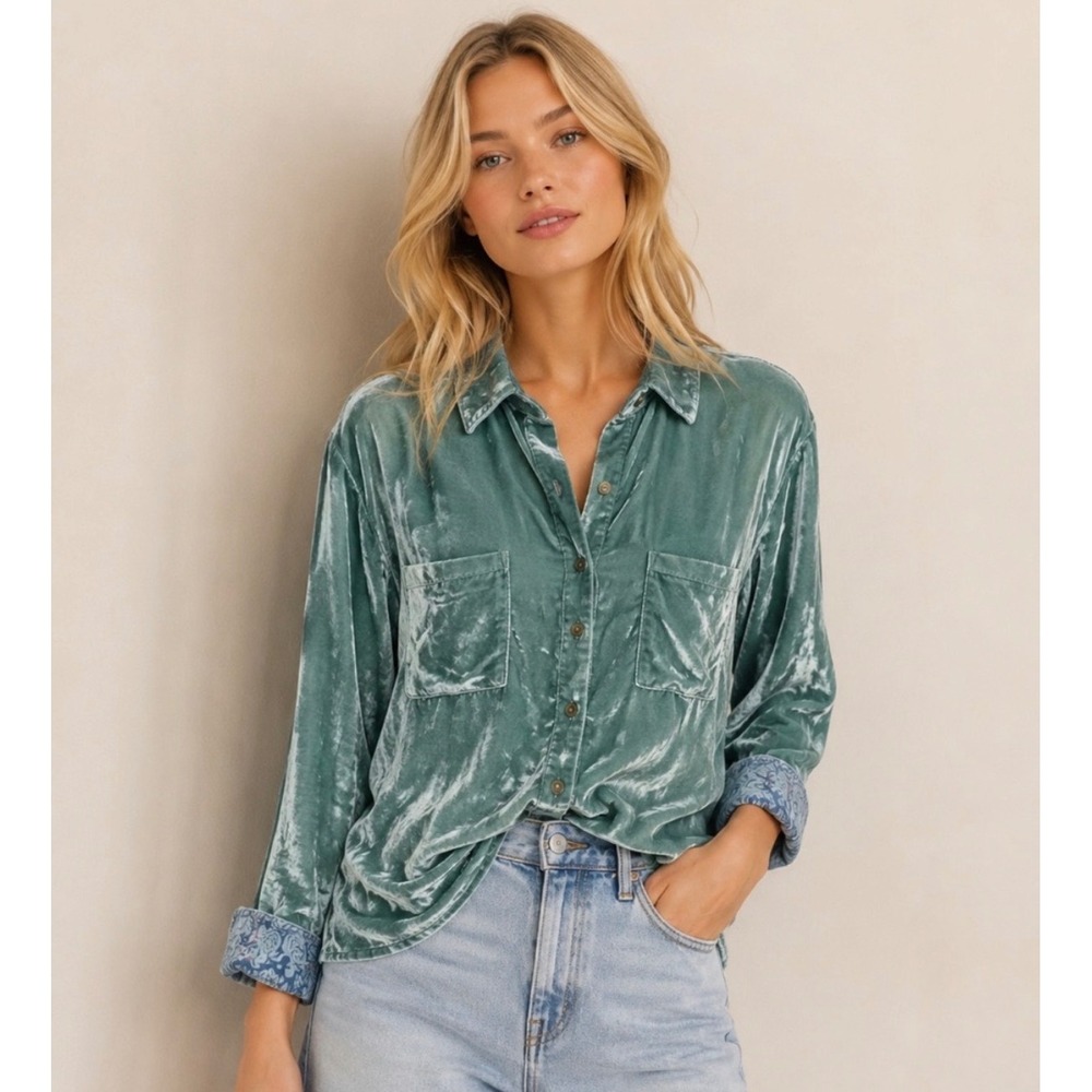 Anthropologie Pilcro Hadley Crushed Velvet Button Down Shirt 18W Aqua Holiday